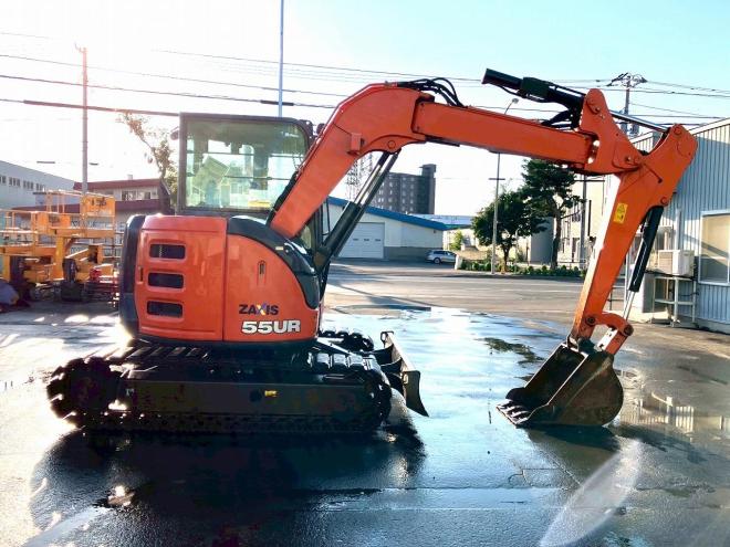 バックホー日立　中古　ZX55UR-5B　建機