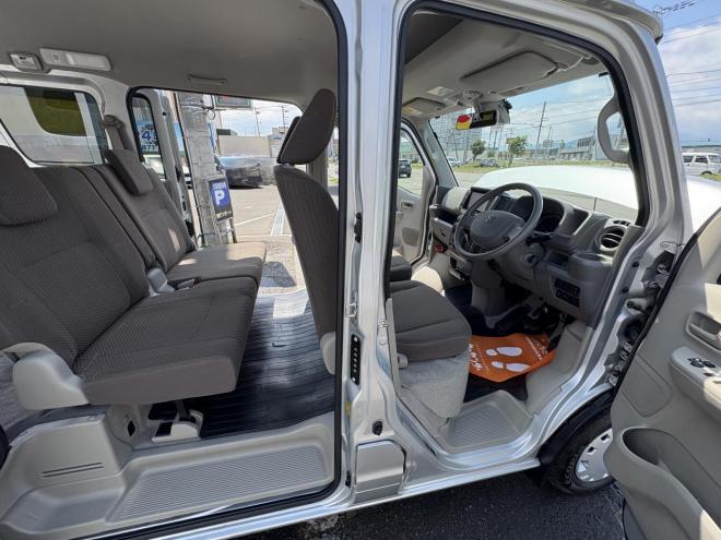 エブリィEVERY VAN 4WD JION TURBO寒冷地仕様　本州仕入　TURBO ブレーキアシスト　VSC Bluetoothフルセグナビ　バイザー　電動格納ミラー　リアヒーター　エンジンオイル交換　ATF交換　取説・保証書・記録簿2枚 4WD 660 5Dr