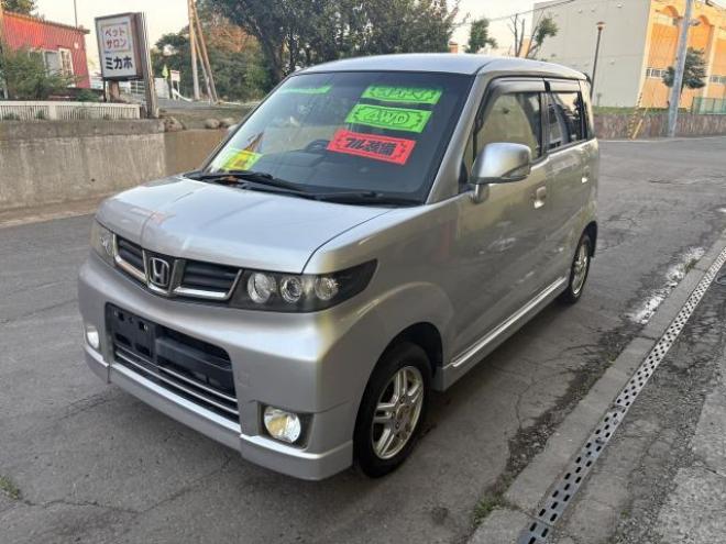 ゼスト（特別価格車）スパークW 4WD 660 5Dr