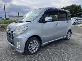 ルクラ　カスタムR 4WD 660 5Dr