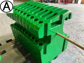 農機補助部品　ジョンディア　中古　トラクターウェイト　50kg×10枚　農機具