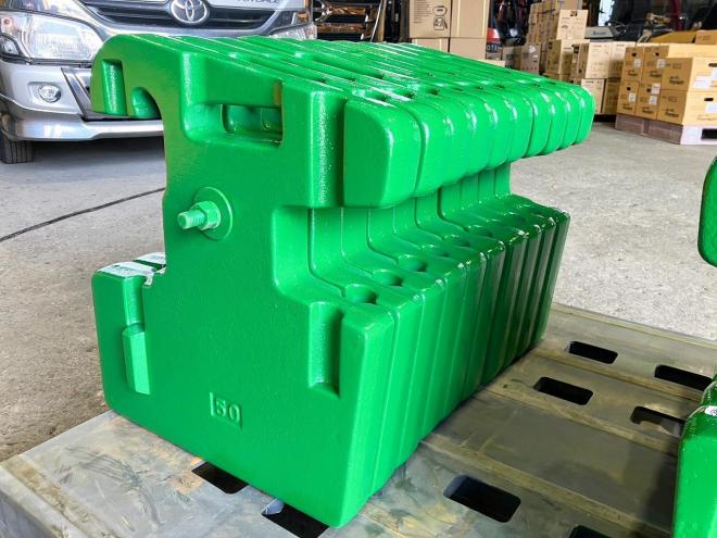 農機補助部品ジョンディア　中古　トラクターウェイト　50kg×10枚　農機具