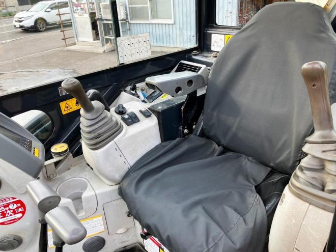 バックホー日立　中古　ZX30U-5A
