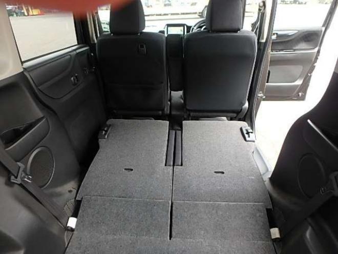 N-BOXカスタムG Lパッケージ 4WD　ナビテレビバックカメラ 660