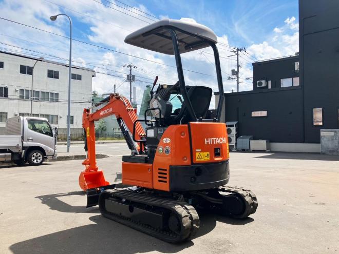 バックホー日立　中古　ZX17U-5A