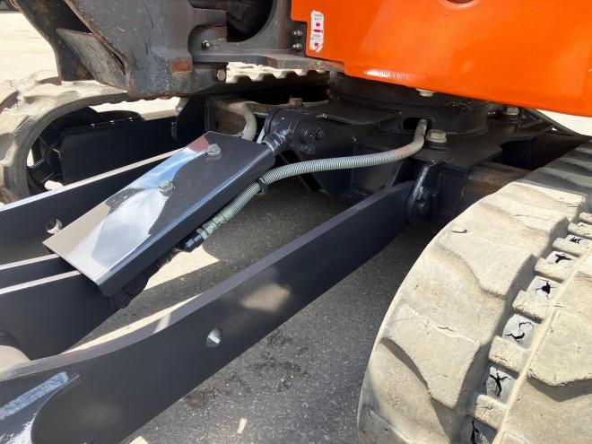 バックホー日立　中古　ZX17U-5A