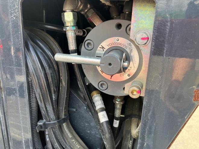バックホー日立　中古　ZX17U-5A