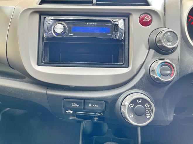 フィット1.3G 4WD 5年保証 寒冷地仕様 禁煙 車検整備2年付 修復歴無