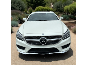 AMG　メルセデスベンツ クリーンディーゼル 本州車寒冷地仕様  CLS 220d AMGライン レーダーセーフティーP ブルーテックSB 本革シート 禁煙車 サンルーフ 19インチアルミタイヤ 車検付 24ヶ月点検整備済  2200 5Dr