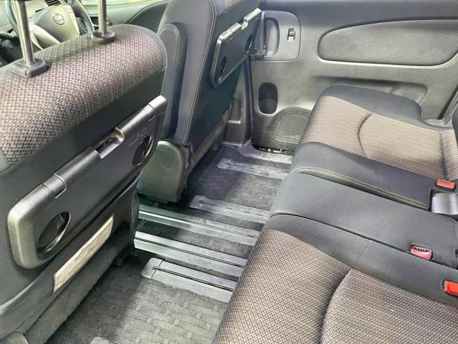 セレナ2.0HスターVセレクション+Safety 4WD 5年保証 スマキー ナビTV Bカメ 寒冷地仕様 禁煙 車検整備2年付 修復歴無