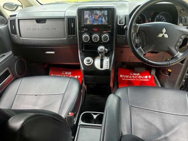 デリカD：5 2.2 D パワーパッケージ ディーゼルターボ 4WD　ワンオーナー/社外ナビ/両側パワスラ/ETC 2300