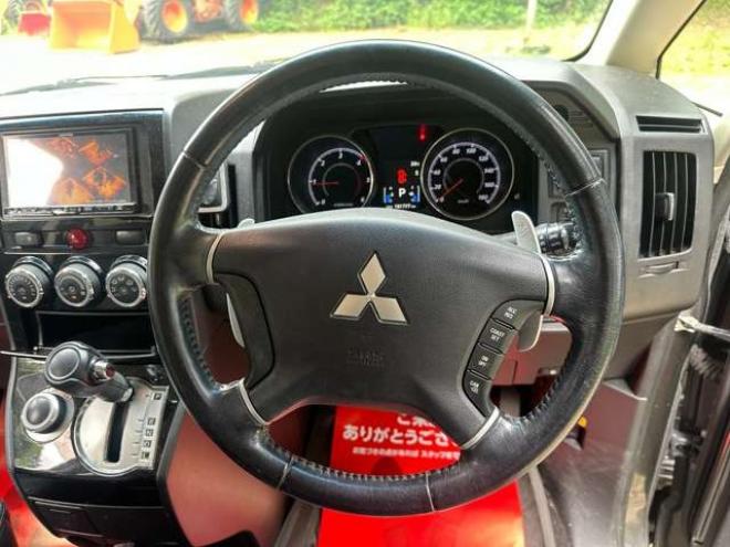 デリカD：5 2.2 D パワーパッケージ ディーゼルターボ 4WD　ワンオーナー/社外ナビ/両側パワスラ/ETC 2300
