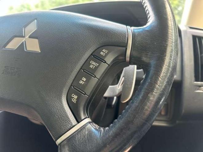 デリカD：5 2.2 D パワーパッケージ ディーゼルターボ 4WD　ワンオーナー/社外ナビ/両側パワスラ/ETC 2300