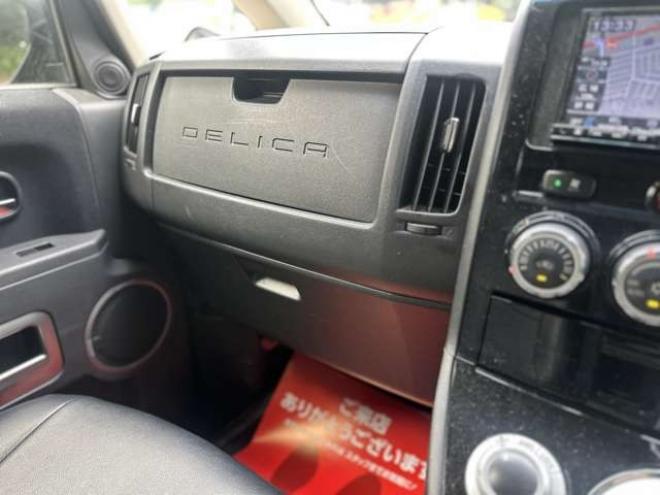 デリカD：5 2.2 D パワーパッケージ ディーゼルターボ 4WD　ワンオーナー/社外ナビ/両側パワスラ/ETC 2300