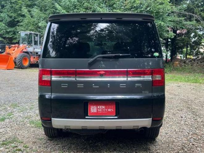 デリカD：5 2.2 D パワーパッケージ ディーゼルターボ 4WD　ワンオーナー/社外ナビ/両側パワスラ/ETC 2300