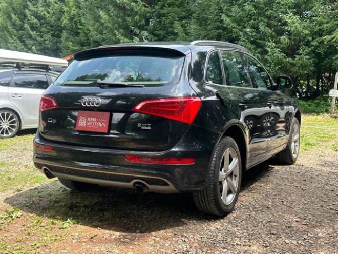 アウディQ5 2.0 TFSI クワトロ Sラインパッケージ 4WD　ターボ/純正ナビ/ETC/ハーフレザーシート 正規輸入車 2000