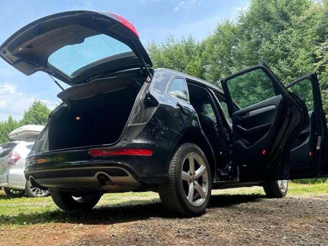 アウディQ5 2.0 TFSI クワトロ Sラインパッケージ 4WD　ターボ/純正ナビ/ETC/ハーフレザーシート 正規輸入車 2000