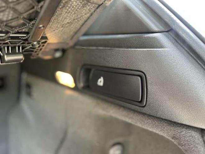 アウディQ5 2.0 TFSI クワトロ Sラインパッケージ 4WD　ターボ/純正ナビ/ETC/ハーフレザーシート 正規輸入車 2000