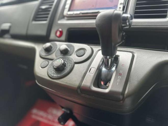 クロスロード2.0 20X 4WD　全塗装グリーン/純正ナビ/社外AW/ETC 2000