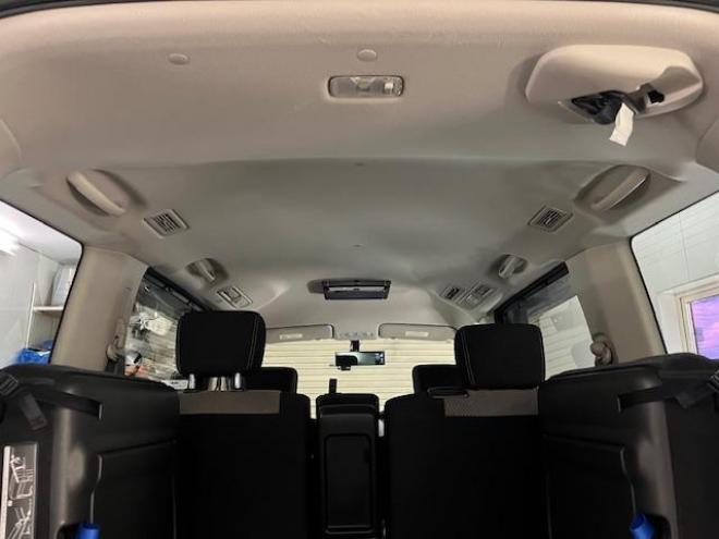 セレナライダーブラックライン　本州仕入　禁煙車　ＷＡＫＯＳバリアスコーティング済　純正ＡＵＴＥＣＨ１５インチＡＷ　社外１５ＡＷ＋スタッドレスタイヤ付　両側パワースライドドア　アルパインナビ（フルセグ地デジ　ＤＶＤ再生　Ｂｌｕｅｔｏｏｔｈ）＋バックカメラ　アルパイン製リアフリップダウンモニター　前後ドライブレコーダー　クルーズコントロール　純正エンジンスターター　アイドリングストップ　横滑り防止装置　ＨＩＤ　ＥＴＣ 　タイミングチェーン 4WD 2000 5Dr