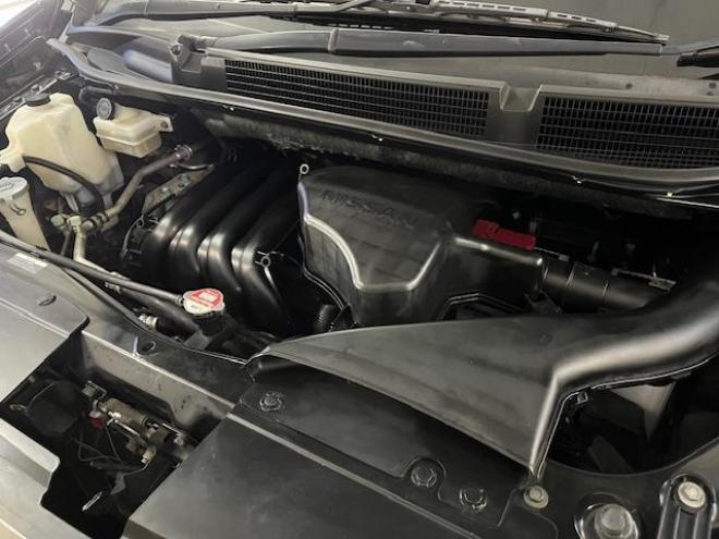 セレナライダーブラックライン　本州仕入　禁煙車　ＷＡＫＯＳバリアスコーティング済　純正ＡＵＴＥＣＨ１５インチＡＷ　社外１５ＡＷ＋スタッドレスタイヤ付　両側パワースライドドア　アルパインナビ（フルセグ地デジ　ＤＶＤ再生　Ｂｌｕｅｔｏｏｔｈ）＋バックカメラ　アルパイン製リアフリップダウンモニター　前後ドライブレコーダー　クルーズコントロール　純正エンジンスターター　アイドリングストップ　横滑り防止装置　ＨＩＤ　ＥＴＣ 　タイミングチェーン 4WD 2000 5Dr