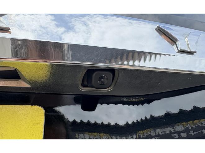 ヴォクシーVOXY 4WD ZS煌Ⅲ寒冷地仕様　8人乗　両パワースライドドア　AUTOHID　エンジンスターター　Bluetoothナビフルセグ　バックカメラ　アルミホイル　スタットレス付　エンジンオイル交換　CVTＦ交換 4WD 2000 ５Dr