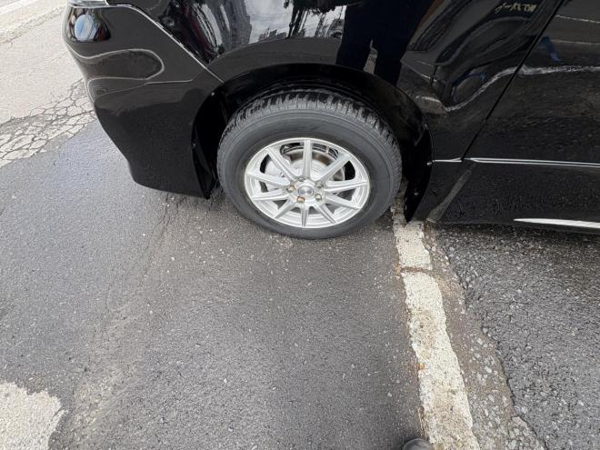 ヴォクシーVOXY 4WD ZS煌Ⅲ寒冷地仕様　8人乗　両パワースライドドア　AUTOHID　エンジンスターター　Bluetoothナビフルセグ　バックカメラ　アルミホイル　スタットレス付　エンジンオイル交換　CVTＦ交換 4WD 2000 ５Dr