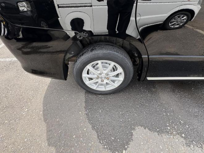 ヴォクシーVOXY 4WD ZS煌Ⅲ寒冷地仕様　8人乗　両パワースライドドア　AUTOHID　エンジンスターター　Bluetoothナビフルセグ　バックカメラ　アルミホイル　スタットレス付　エンジンオイル交換　CVTＦ交換 4WD 2000 ５Dr