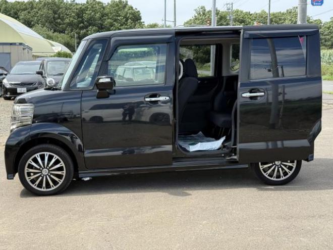 N-BOX660カスタムGターボパッケージ 4WD 660 5Dr