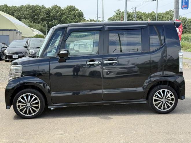 N-BOX660カスタムGターボパッケージ 4WD 660 5Dr