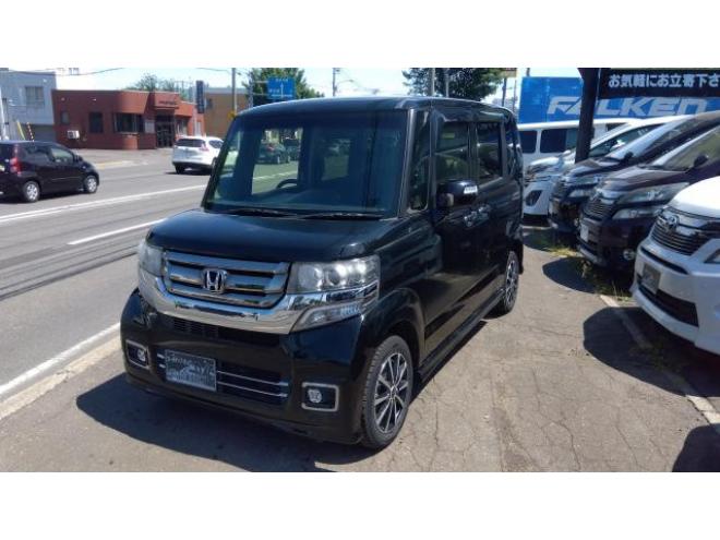 N-BOXカスタムGターボ　Ｌパッケージ　4WD 4WD 660 5Dr