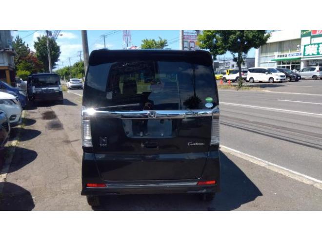 N-BOXカスタムGターボ　Ｌパッケージ　4WD 4WD 660 5Dr