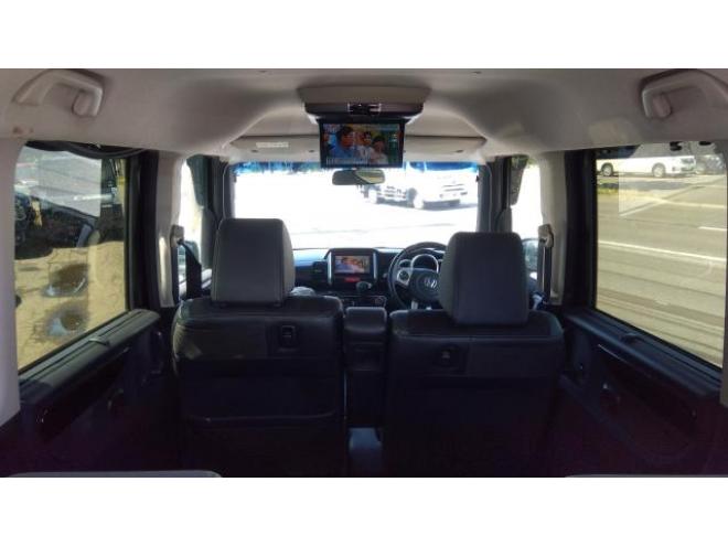 N-BOXカスタムGターボ　Ｌパッケージ　4WD 4WD 660 5Dr
