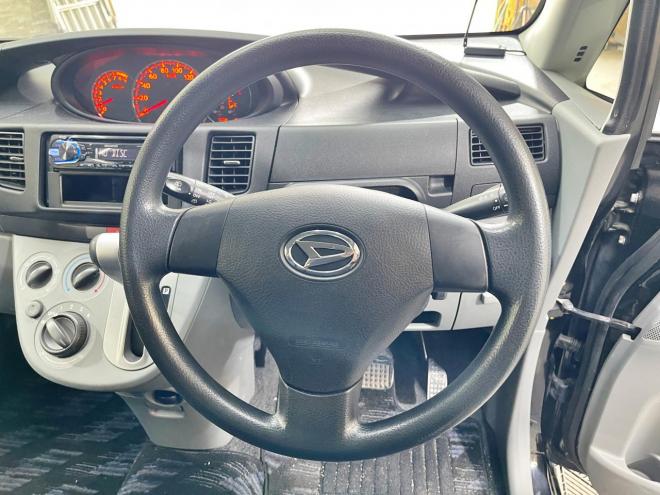 ムーヴメモリアルエディション 4WD 5年保証 スマートキー 寒冷地仕様 禁煙 車検整備2年付 修復歴無