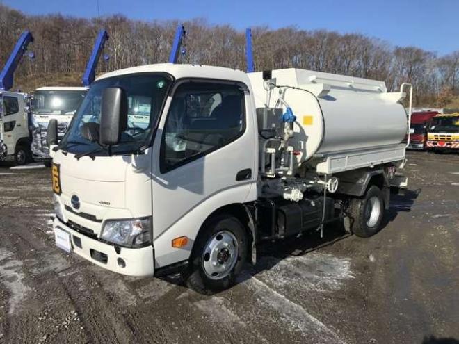 デュトロタンクローリー　2DG-XZU685M 新明和工業　 4WD 4000