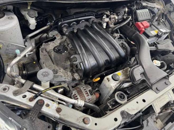ADNV150 1.6 VE 4WD　エマージェンシーブレーキ　夏冬タイヤ 1600