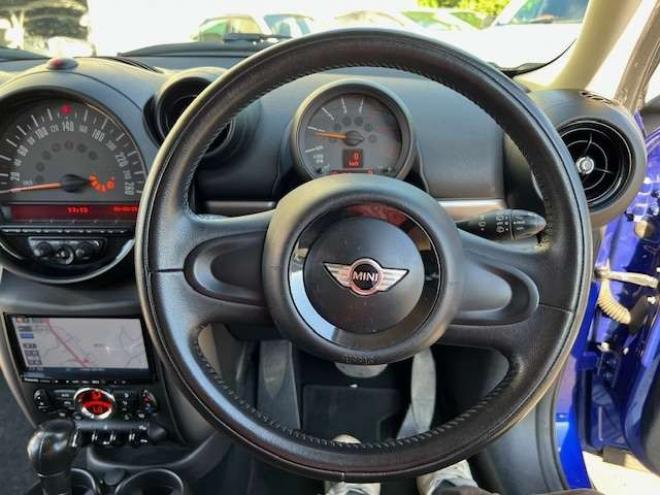 ミニクロスオーバー クーパー D オール4 4WD　社外ナビ・ディーゼル・夏冬タイヤセット付 正規輸入車 2000