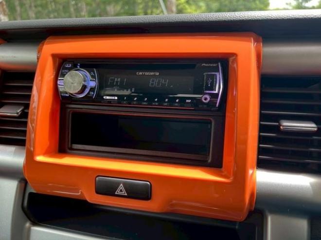 ハスラー　キーレスエントリー　アイドリングストップ　シートヒーター　ＭＴ　ＣＤ　ＵＳＢ　アルミホイール　エアコン 4WD 660 5Dr