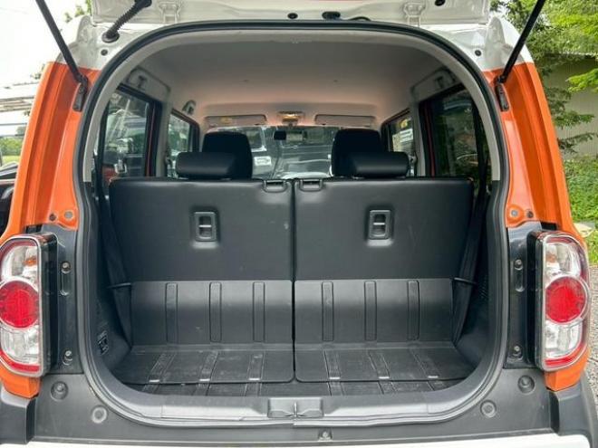 ハスラー　キーレスエントリー　アイドリングストップ　シートヒーター　ＭＴ　ＣＤ　ＵＳＢ　アルミホイール　エアコン 4WD 660 5Dr