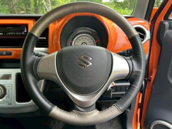 ハスラー　キーレスエントリー　アイドリングストップ　シートヒーター　ＭＴ　ＣＤ　ＵＳＢ　アルミホイール　エアコン 4WD 660 5Dr