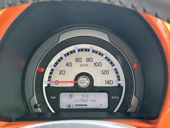 ハスラー　キーレスエントリー　アイドリングストップ　シートヒーター　ＭＴ　ＣＤ　ＵＳＢ　アルミホイール　エアコン 4WD 660 5Dr