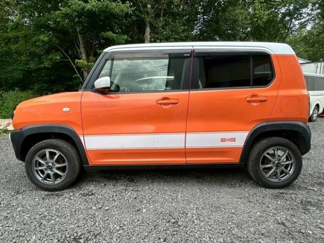ハスラー　キーレスエントリー　アイドリングストップ　シートヒーター　ＭＴ　ＣＤ　ＵＳＢ　アルミホイール　エアコン 4WD 660 5Dr