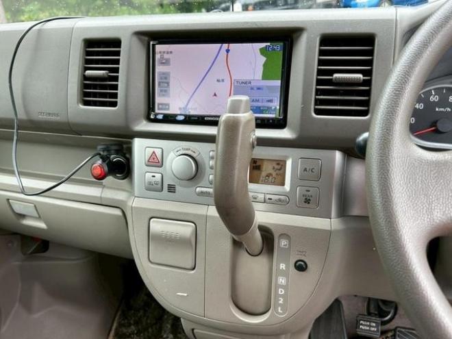 エブリィワゴン 　バックカメラ　両側スライド・片側電動　ナビ　シートヒーター　ターボ　ＡＴ　アルミホイール　エアコン　パワーウィンドウ 4WD 660 5Dr
