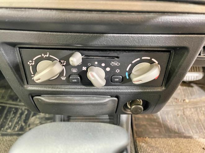 パジェロミニVR 4WD 5年保証 夏冬タイヤ 寒冷地仕様 禁煙 車検整備2年付 修復歴無