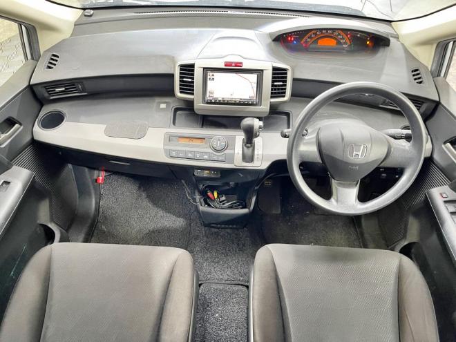 フリード1.5Gハイウェイエディション 4WD 5年保証 ナビTV Bカメ パワスラ ドラレコ ETC 寒冷地仕様 禁煙 車検整備2年付 修復歴無