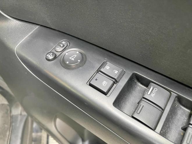 N-BOXG SSパッケージ 4WD 5年保証 スマキー パワスラ 寒冷地仕様 禁煙 車検整備2年付 修復歴無