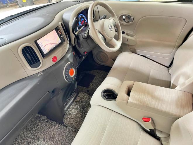 キューブ15X FOUR Vセレクション 4WD 5年保証 スマキー ナビTV Bカメ 夏冬タイヤ ETC 寒冷地仕様 禁煙 車検整備2年付