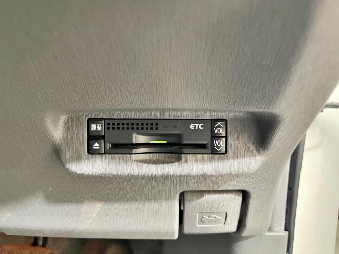 プリウス1.8Gツーリングセレクション 5年保証 スマキー ナビTV ETC 寒冷地仕様 禁煙 車検整備2年付