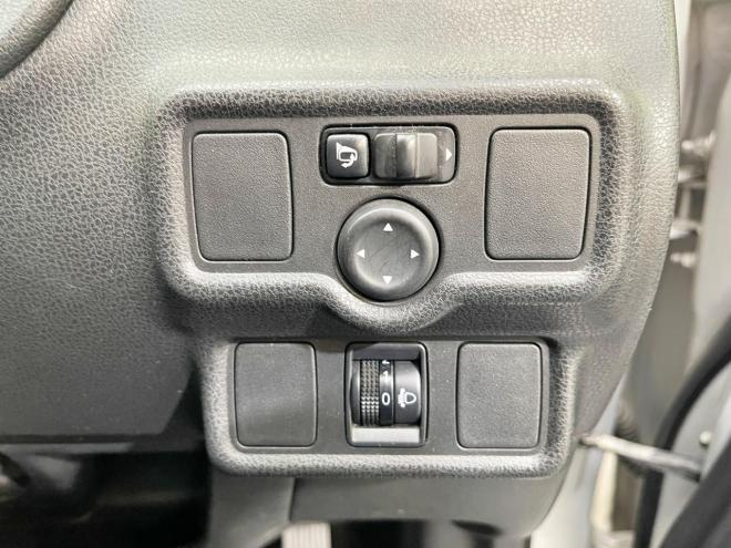 ノート1.2X FOUR 4WD 5年保証 スマキー ナビTV 寒冷地仕様 車検整備2年付 修復歴無