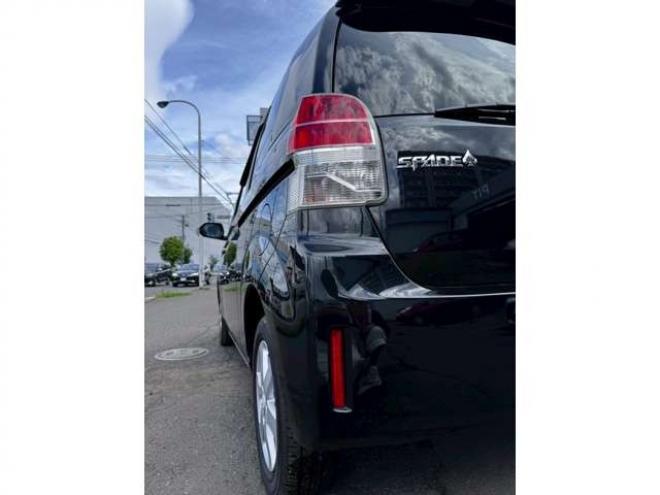 スペイド1.5 G 4WD　トヨタセーフェテセンス 1500